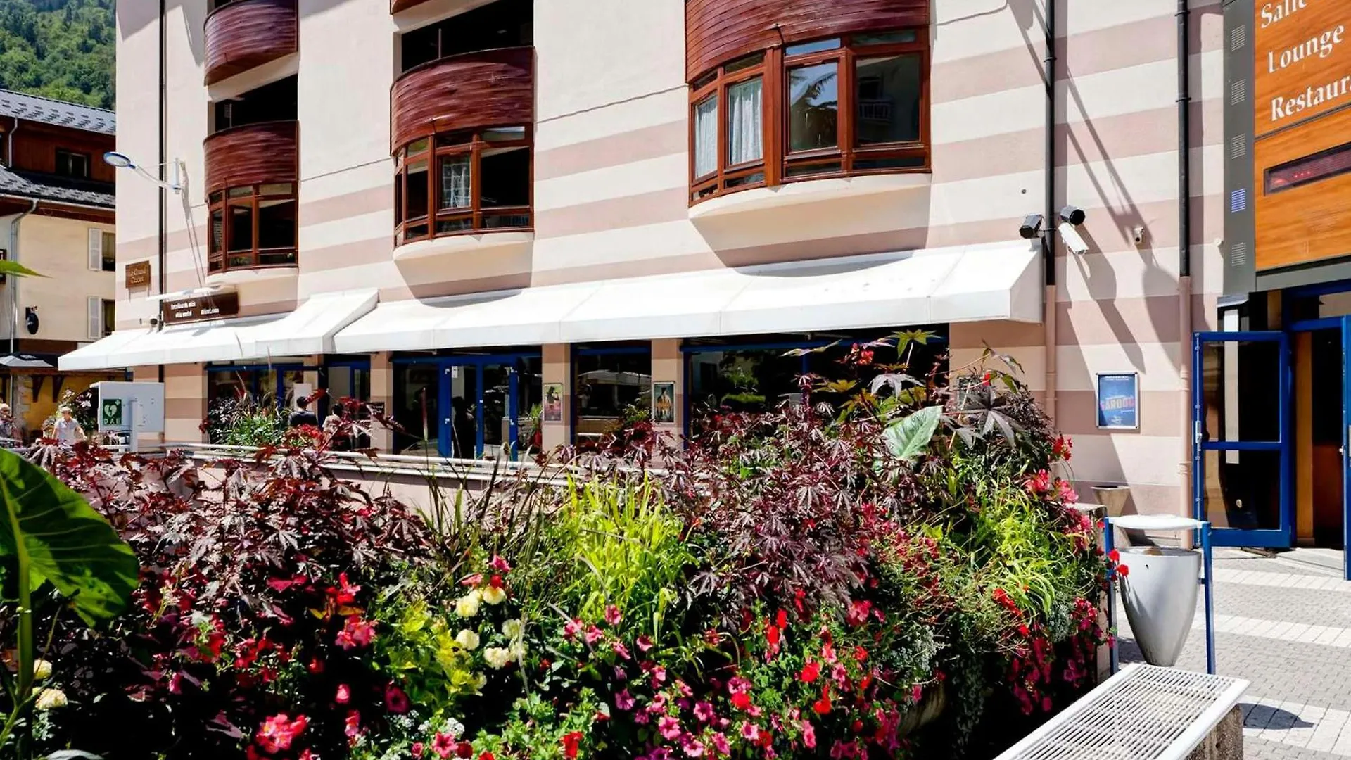 Apartment Appartement Centre-Ville Avec Terrasse A Brides-Les-Bains, Proche Telecabine Et Spa - Fr-1-512-138